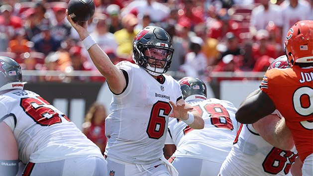 Team Effort Lifts Buccaneers over Bears