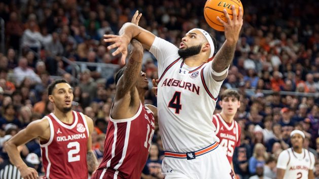 Curtain Rises on SEC Men’s Tournament